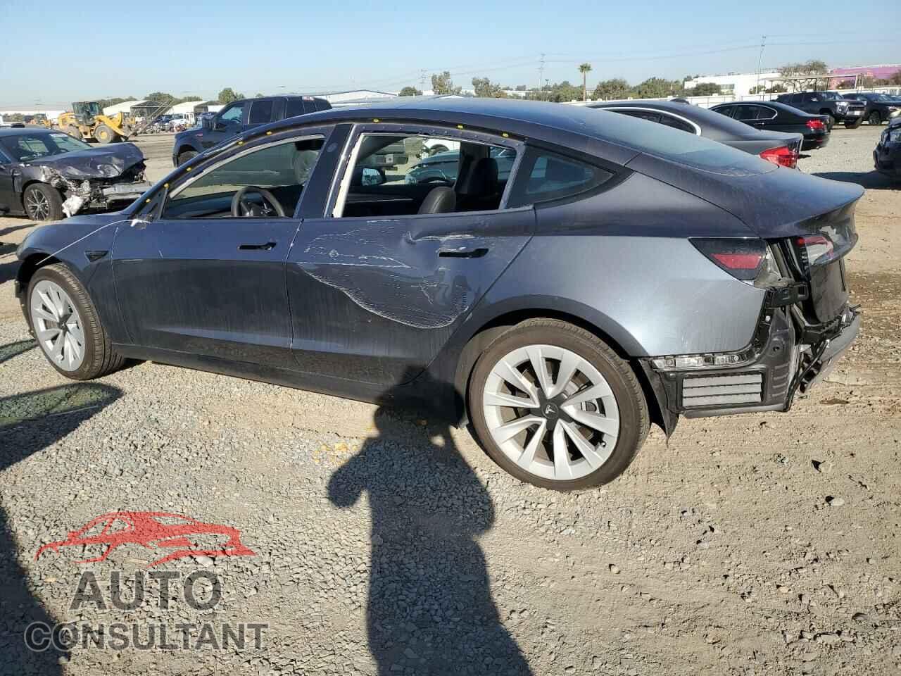 TESLA MODEL 3 2023 - 5YJ3E1EA8PF692624