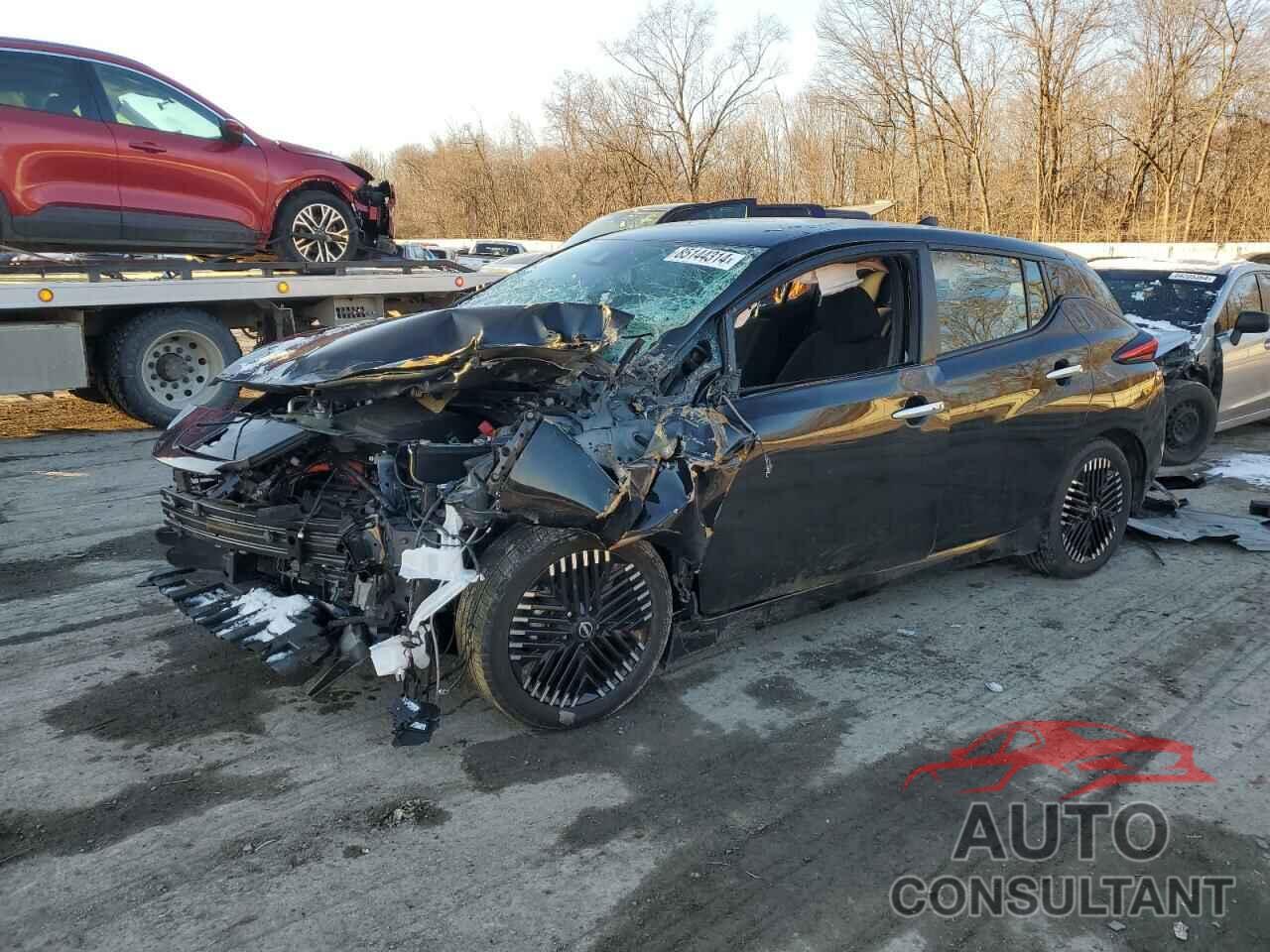 NISSAN LEAF 2023 - 1N4CZ1CV1PC562004