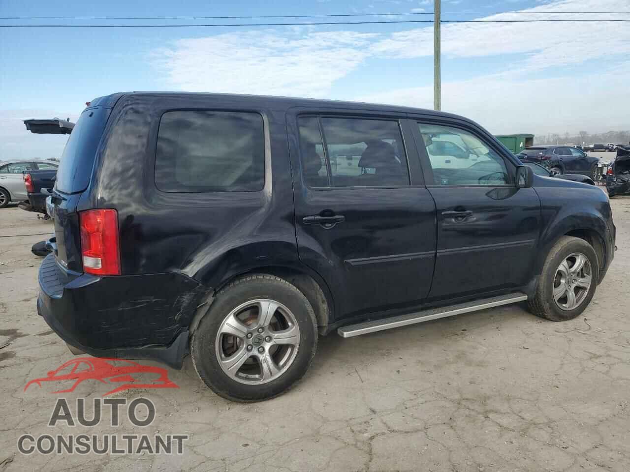 HONDA PILOT 2012 - 5FNYF4H49CB013822
