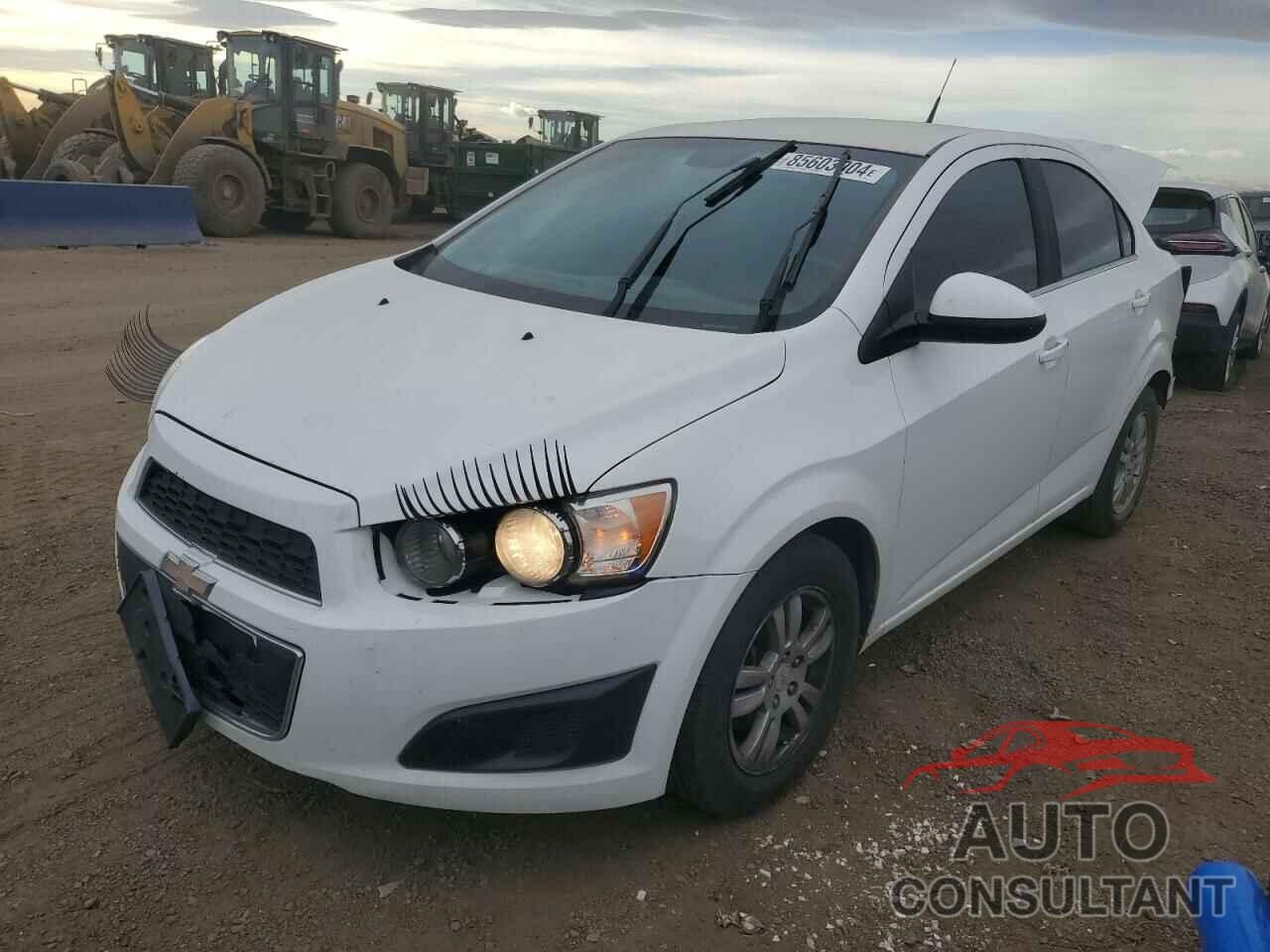 CHEVROLET SONIC 2012 - 1G1JC5SH4C4138285