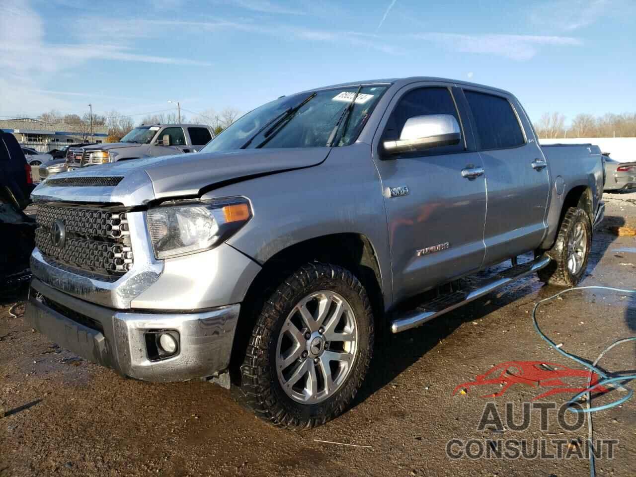 TOYOTA TUNDRA 2018 - 5TFDW5F1XJX742413