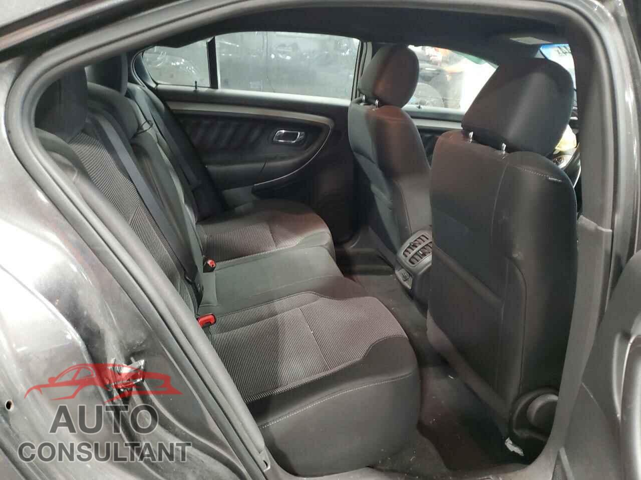 FORD TAURUS 2015 - 1FAHP2H88FG192584