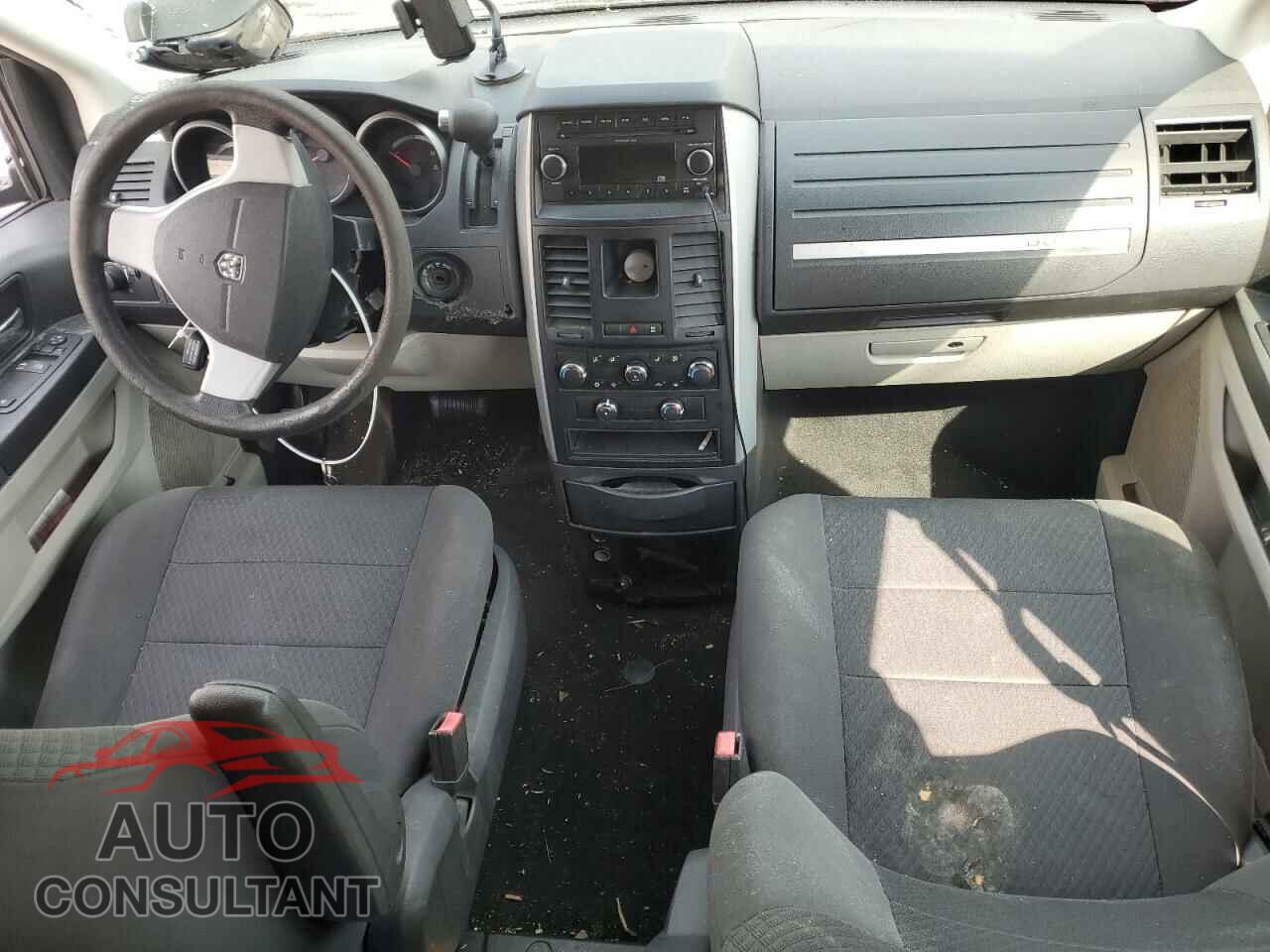 DODGE CARAVAN 2010 - 2D4RN4DE4AR490765
