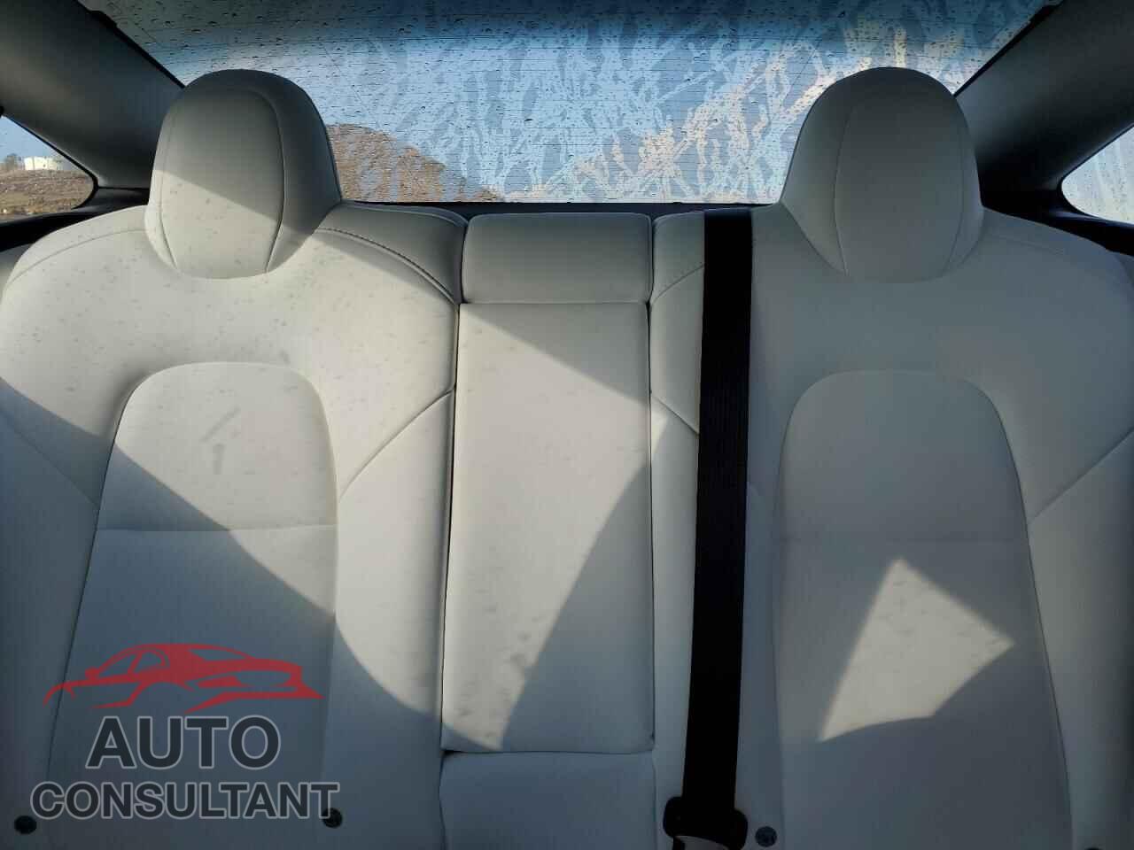 TESLA MODEL 3 2023 - 5YJ3E1EA6PF703703