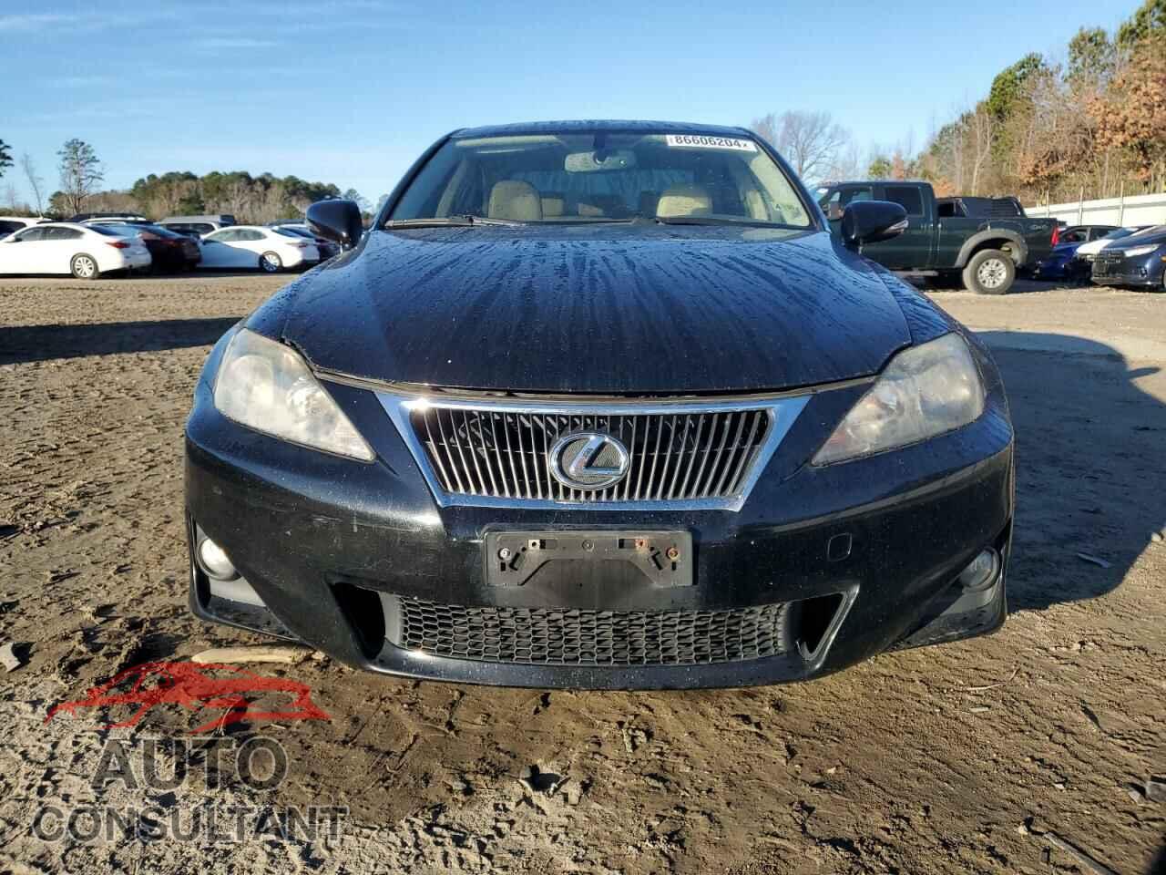 LEXUS IS 2012 - JTHCF5C29C5054456