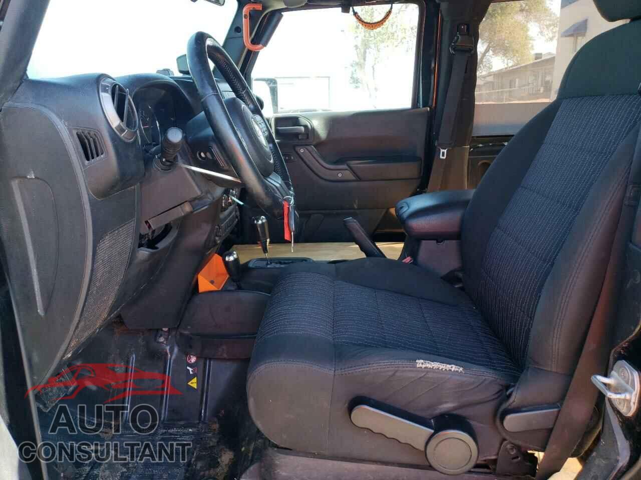 JEEP WRANGLER 2011 - 1J4AA2D12BL523581