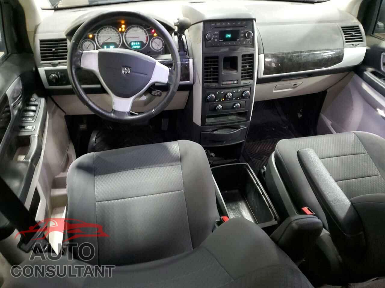 DODGE CARAVAN 2010 - 2D4RN5D12AR450431