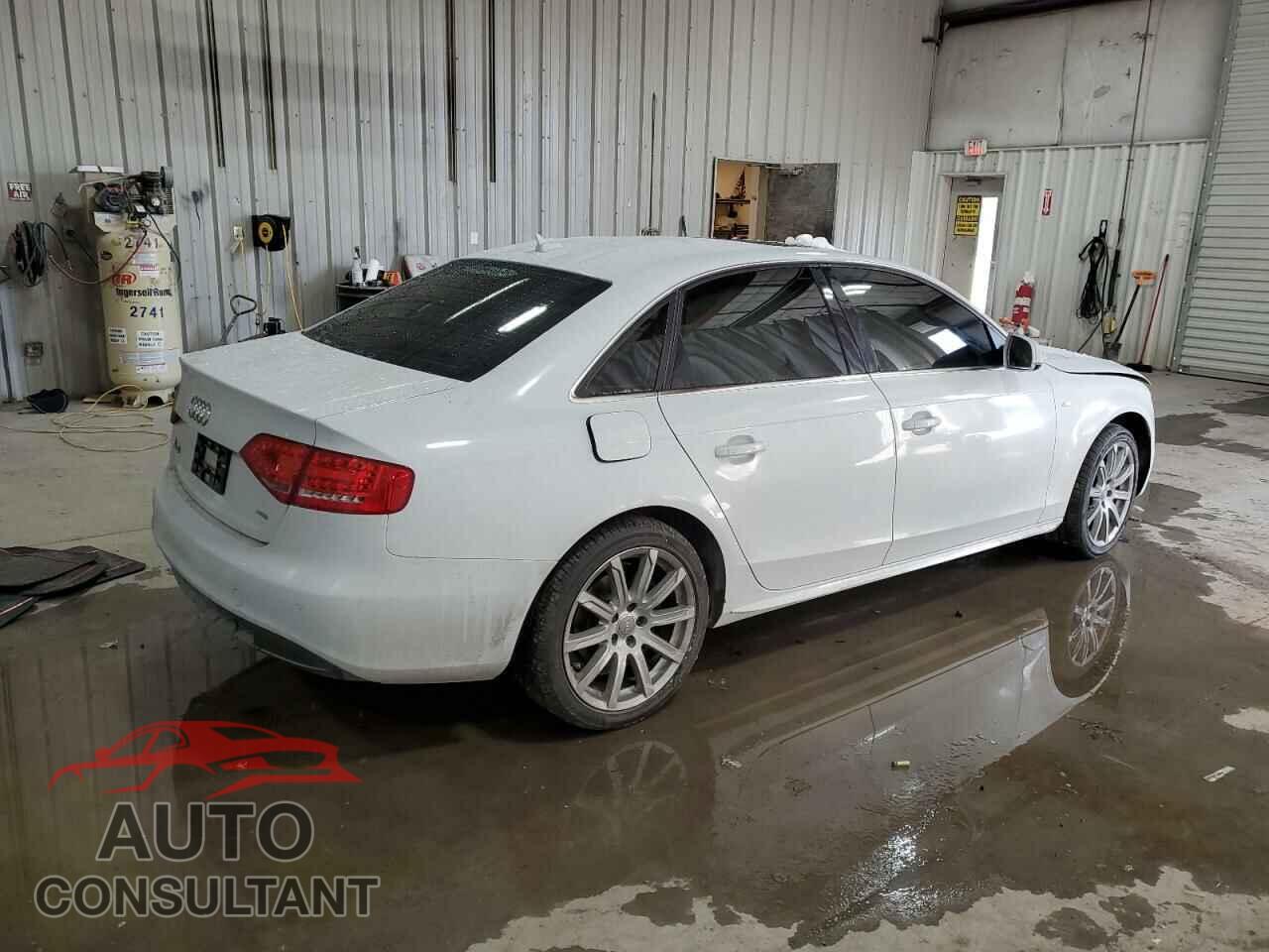 AUDI A4 2012 - WAUFFAFL0CN015957