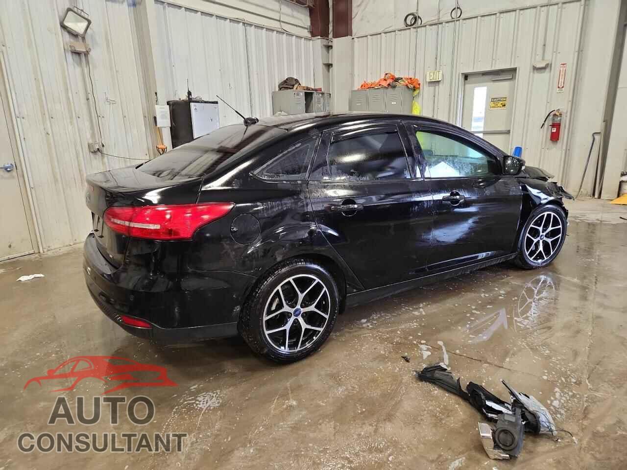 FORD FOCUS 2017 - 1FADP3H24HL241709