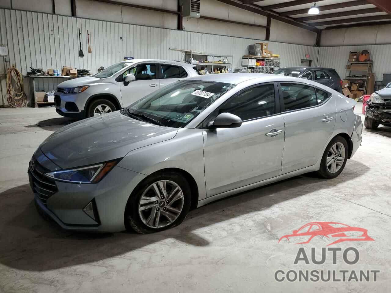 HYUNDAI ELANTRA 2020 - 5NPD84LF2LH615321