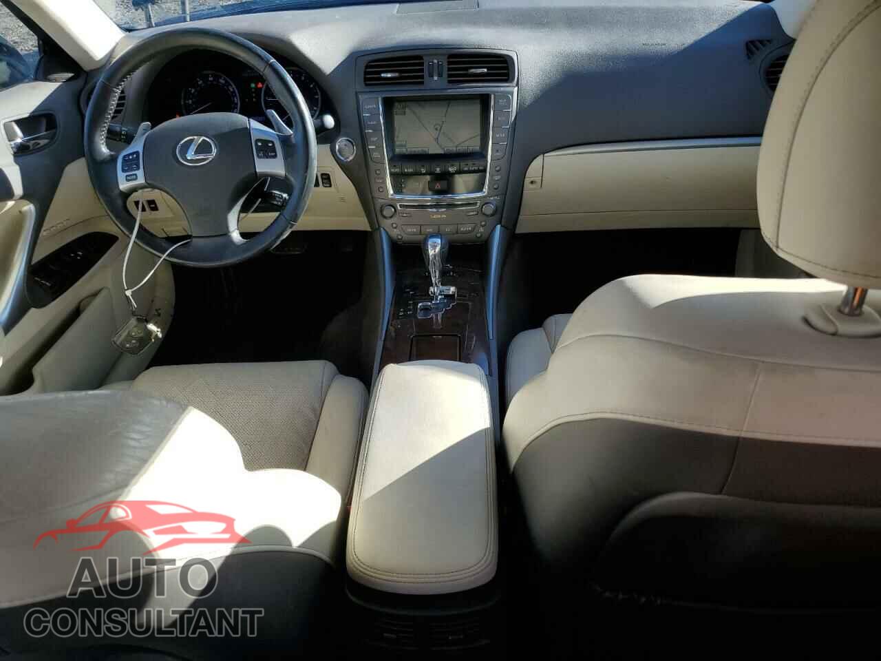 LEXUS IS 2011 - JTHCE5C21B5000537
