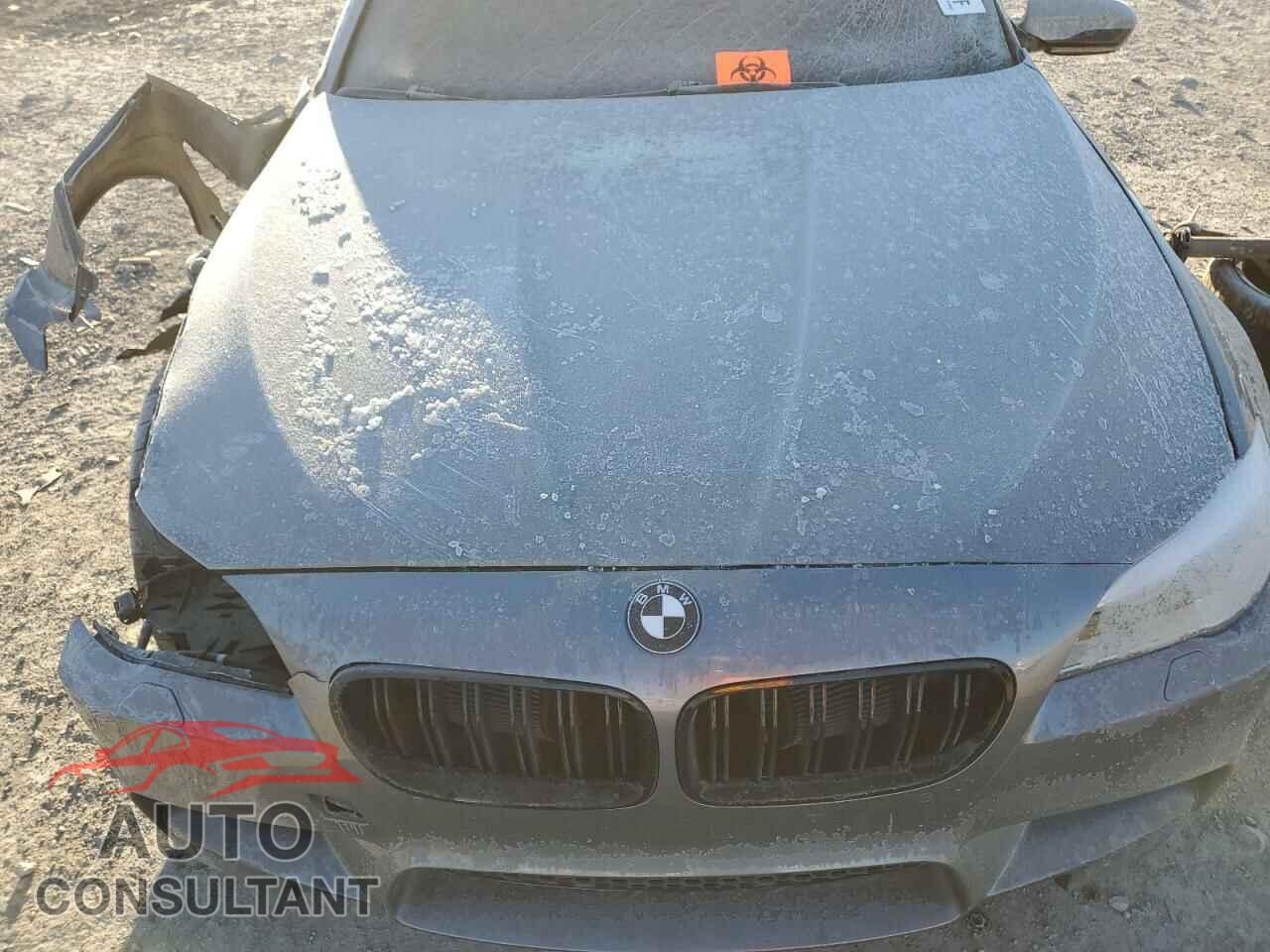 BMW M5 2014 - WBSFV9C57ED593159