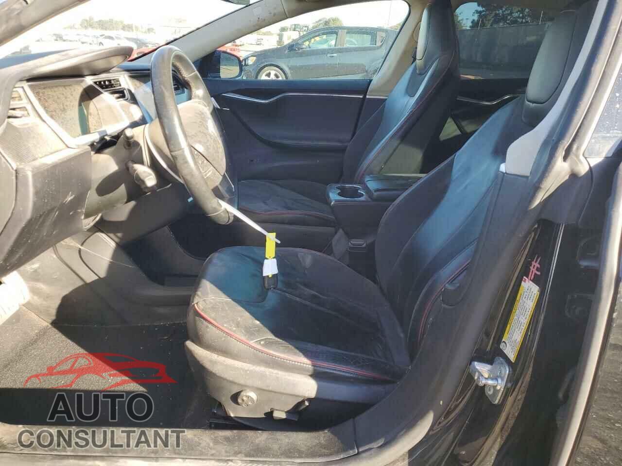 TESLA MODEL S 2013 - 5YJSA1DP9DFP13733