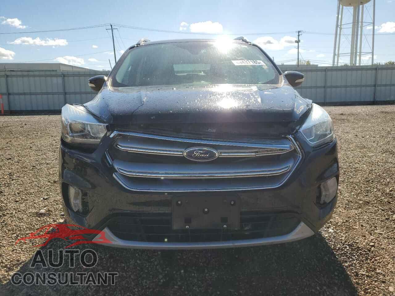 FORD ESCAPE 2017 - 1FMCU0JD5HUB14322
