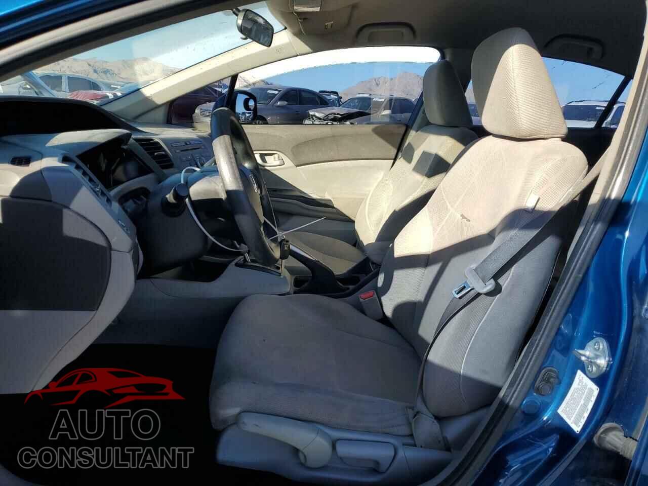 HONDA CIVIC 2012 - 2HGFB2F51CH548089