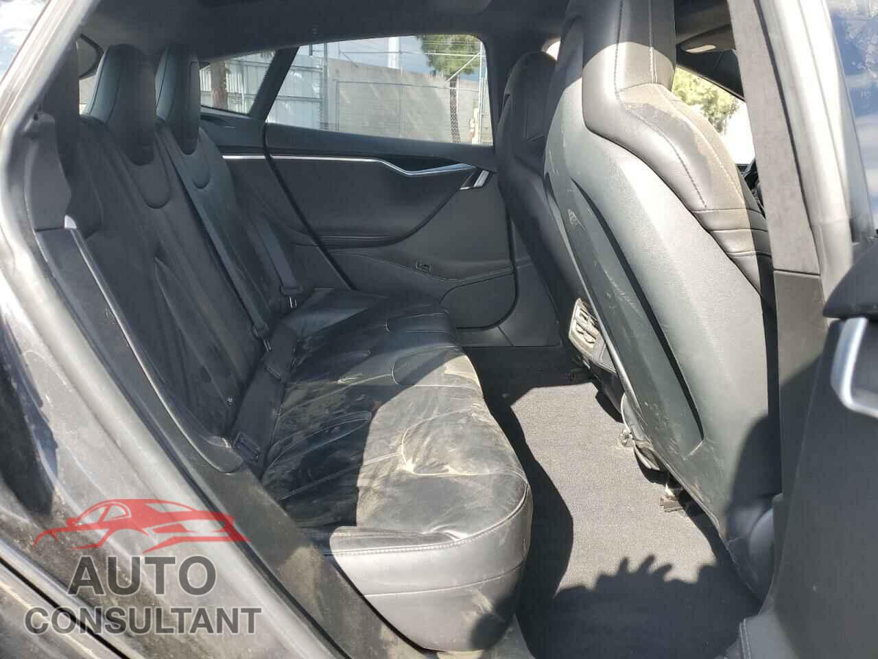 TESLA MODEL S 2016 - 5YJSA1E21GF136073