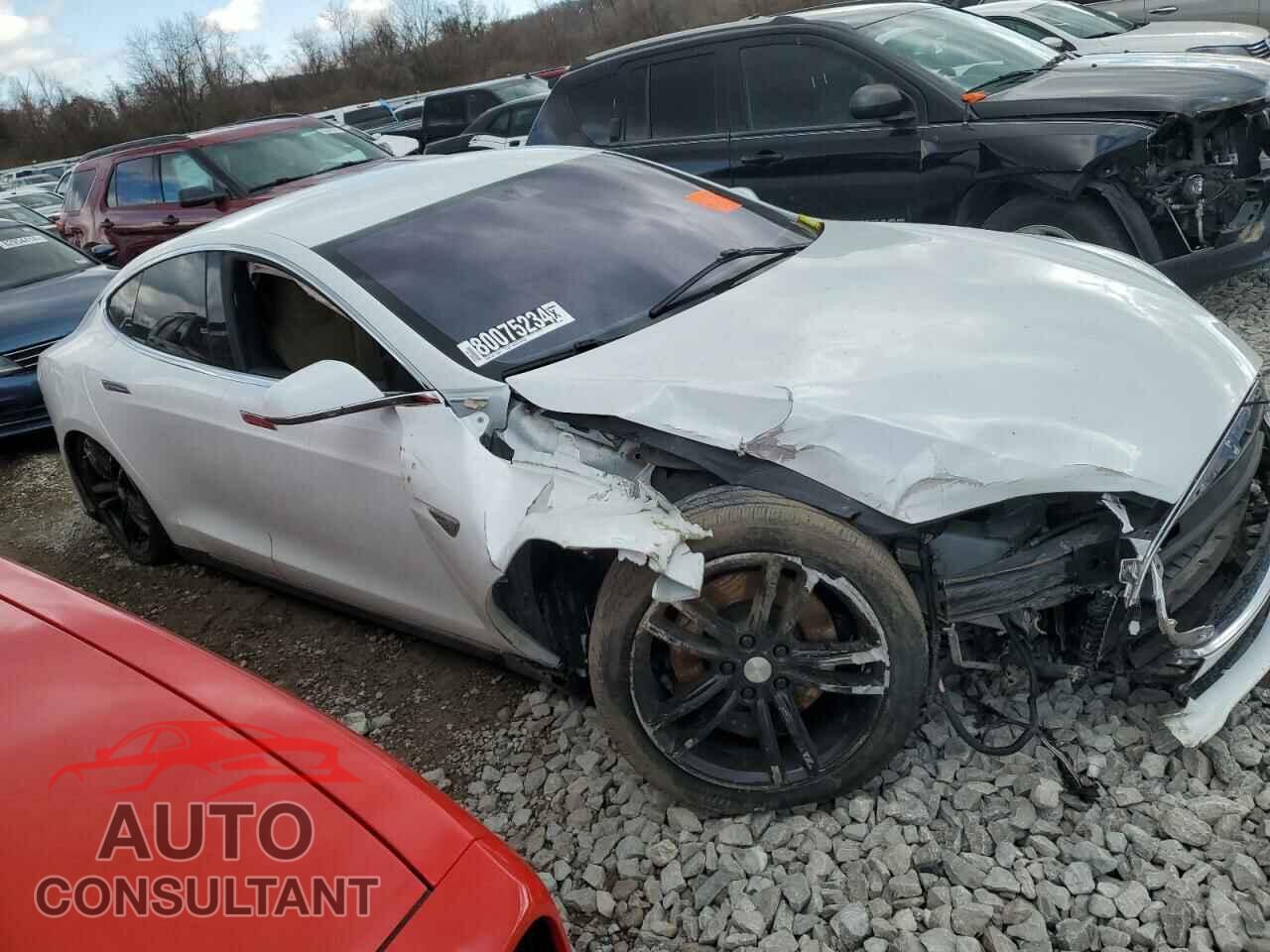 TESLA MODEL S 2015 - 5YJSA1S21FF096032