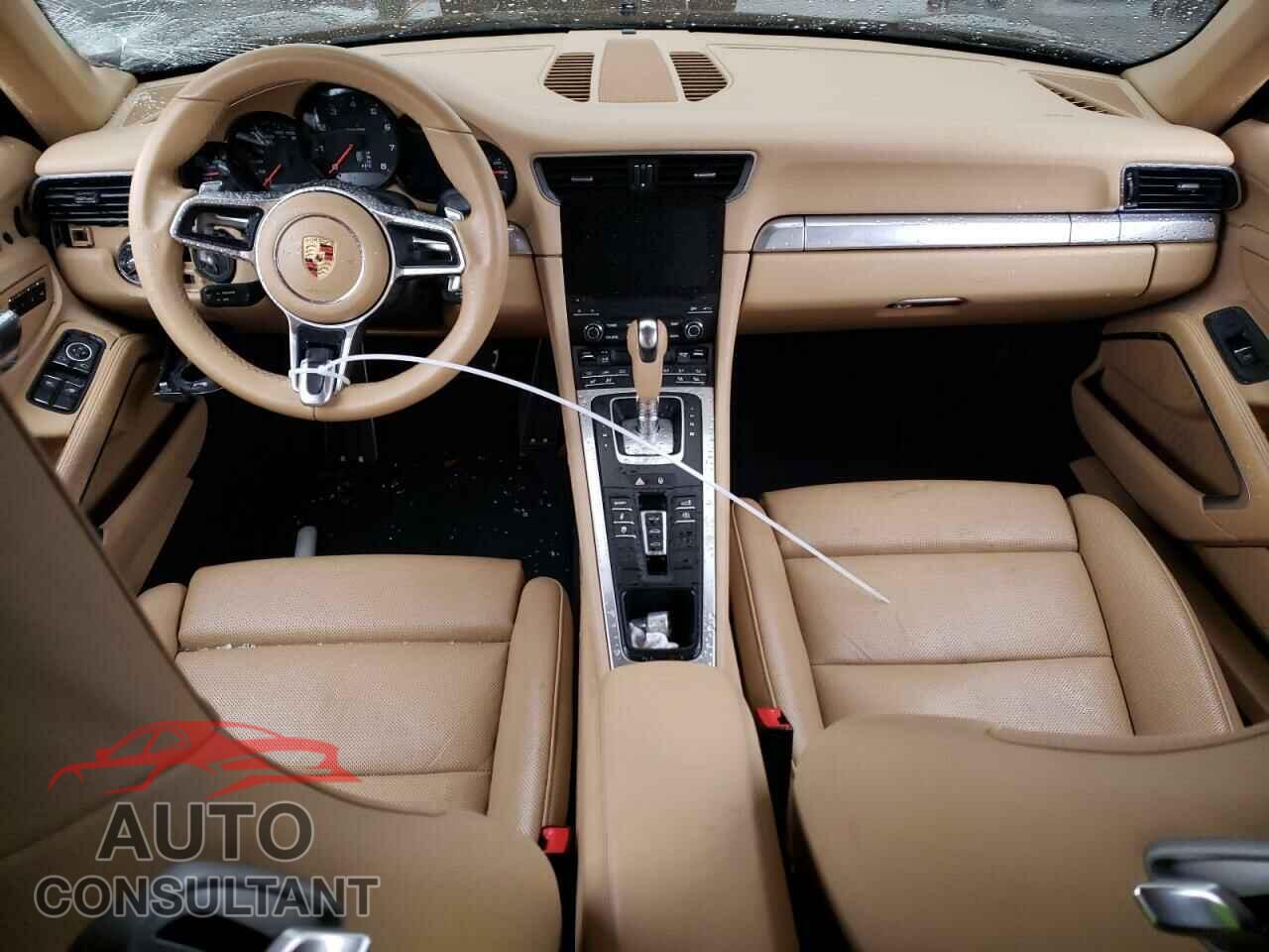 PORSCHE 911 2017 - WP0AA2A97HS107427