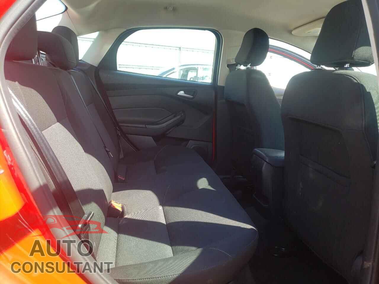FORD FOCUS 2017 - 1FADP3F20HL346315
