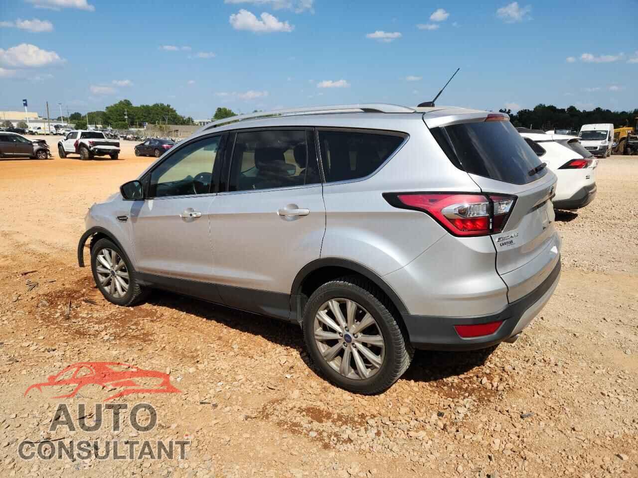 FORD ESCAPE 2017 - 1FMCU0JD5HUC04442
