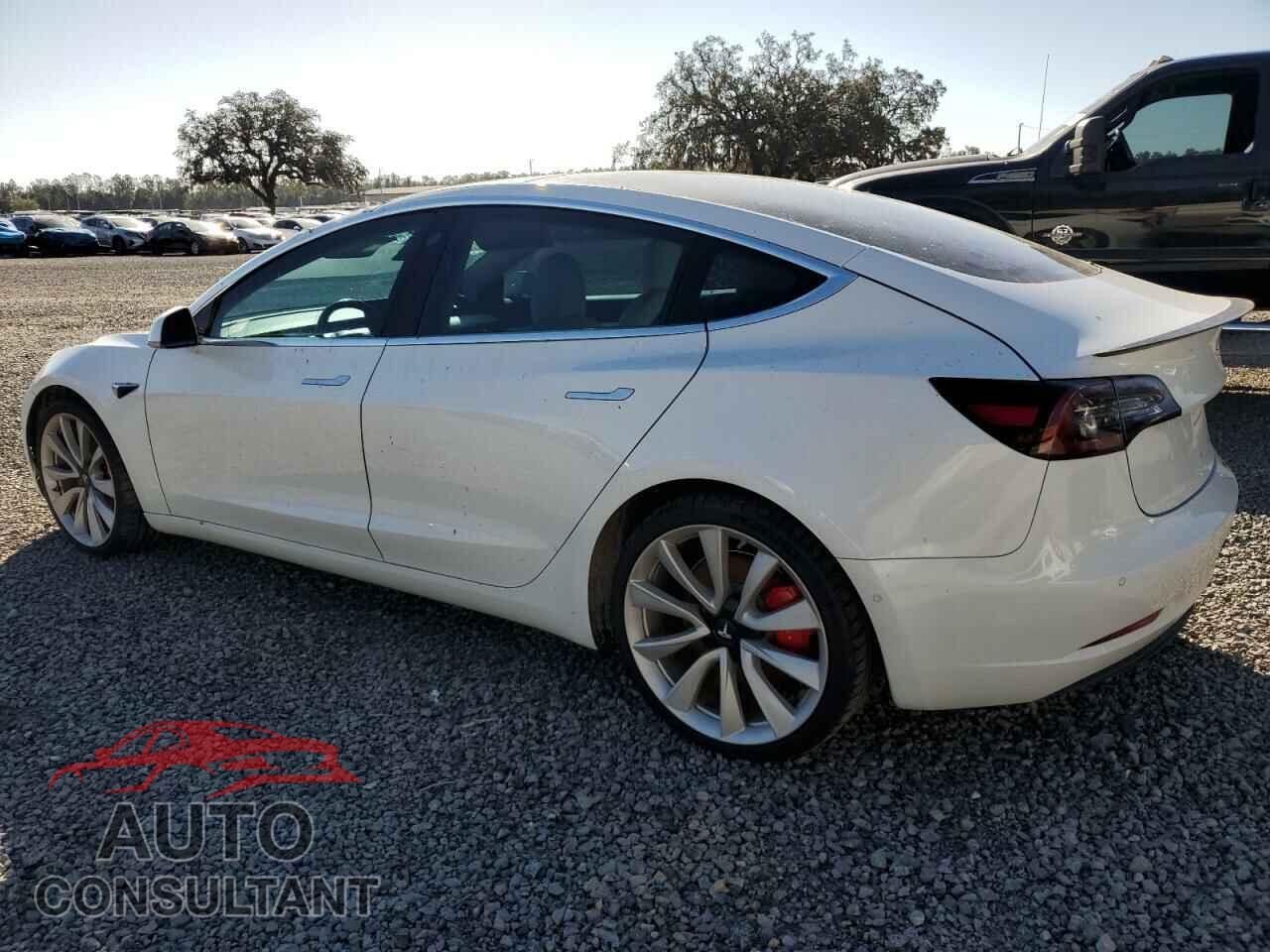 TESLA MODEL 3 2018 - 5YJ3E1EB9JF074471