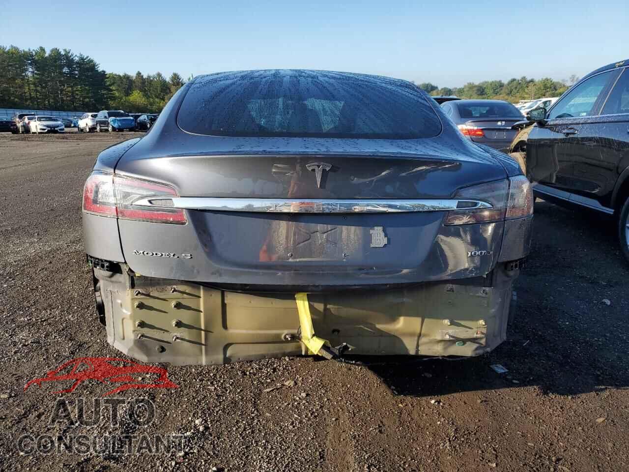 TESLA MODEL S 2018 - 5YJSA1E27JF265927