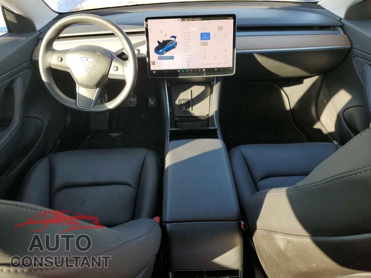TESLA MODEL 3 2018 - 5YJ3E1EA7JF164502
