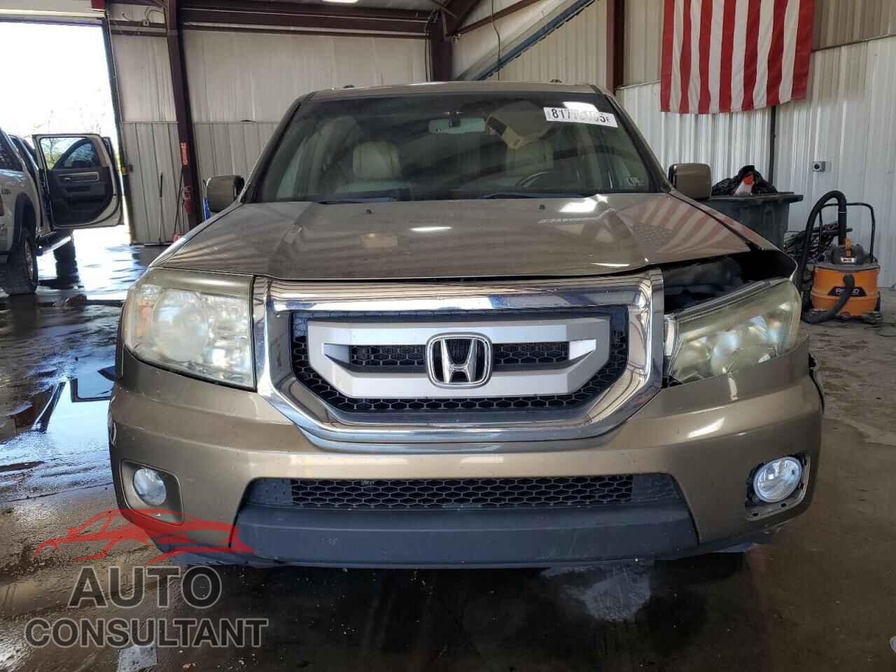 HONDA PILOT 2011 - 5FNYF4H56BB085004
