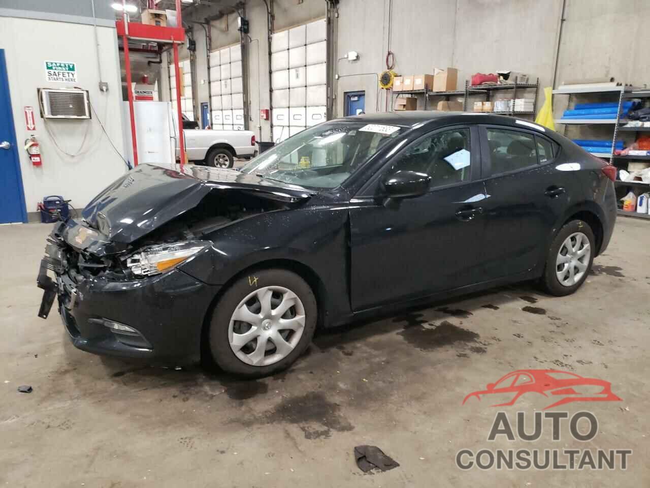 MAZDA 3 2018 - 3MZBN1U77JM204085