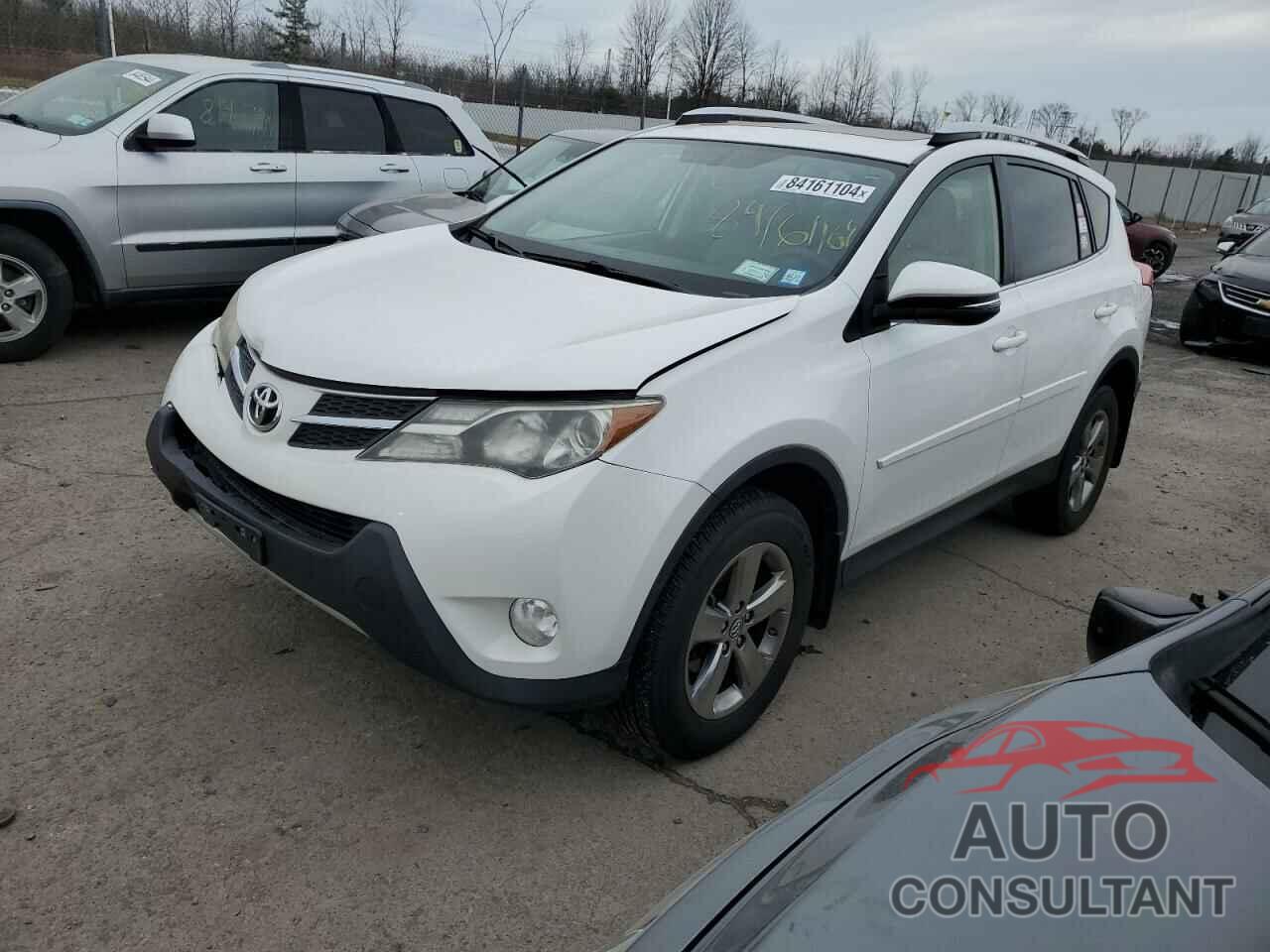 TOYOTA RAV4 2015 - JTMRFREV5FD118707