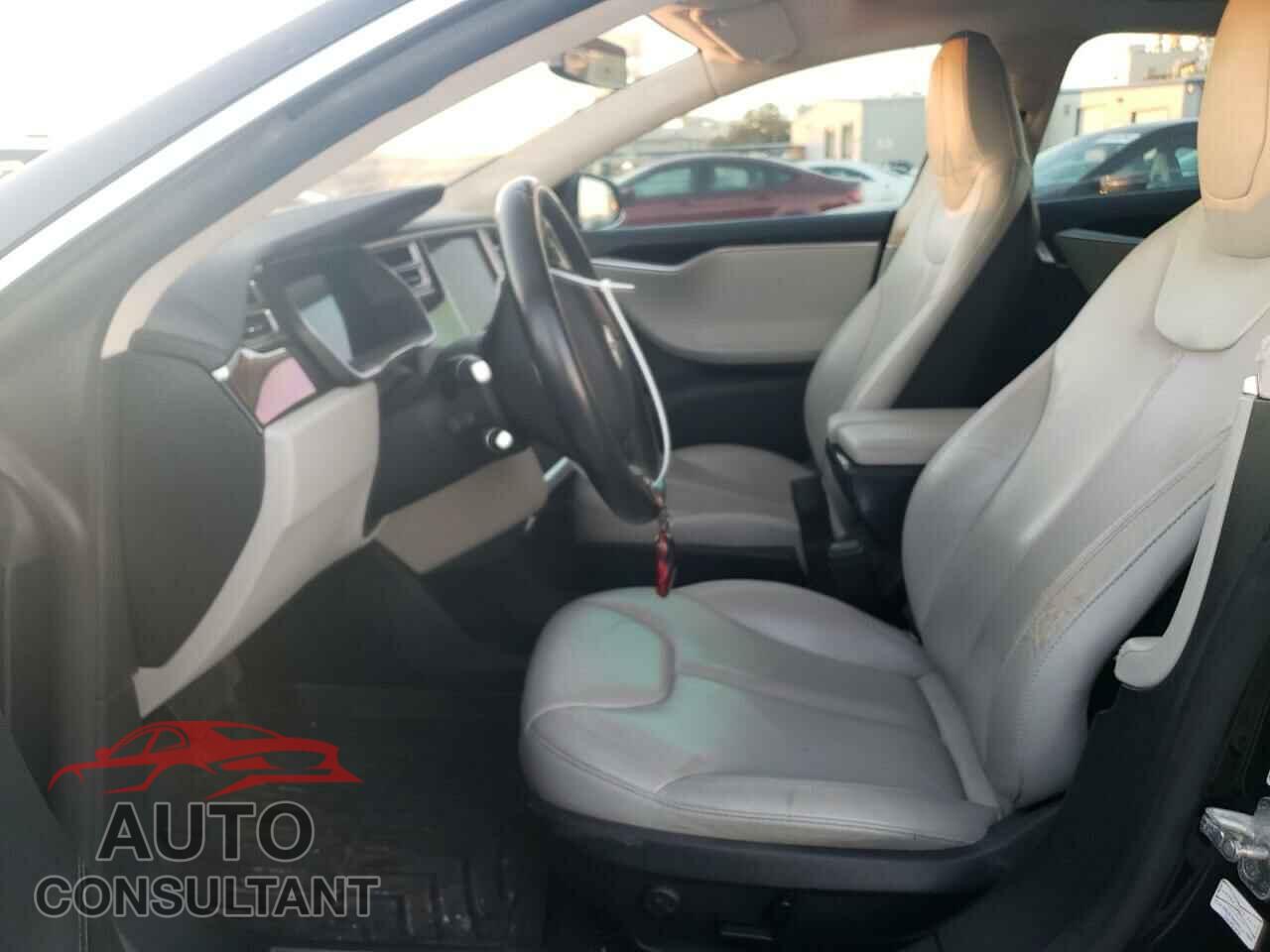 TESLA MODEL S 2015 - 5YJSA1H1XFF090034