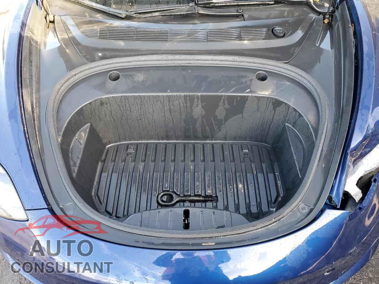 TESLA MODEL 3 2023 - 5YJ3E1EA4PF451210