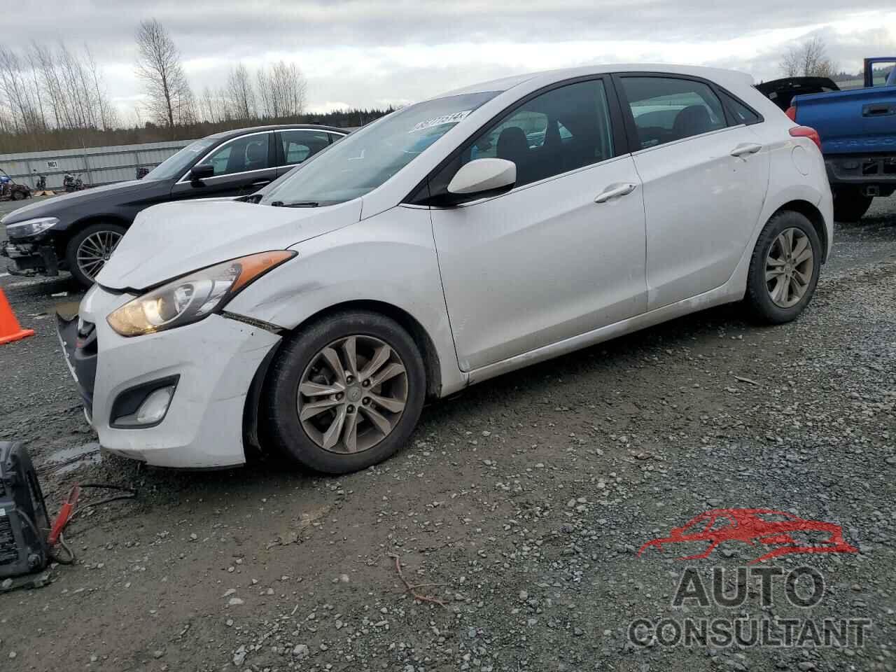 HYUNDAI ELANTRA 2013 - KMHD35LE7DU087595