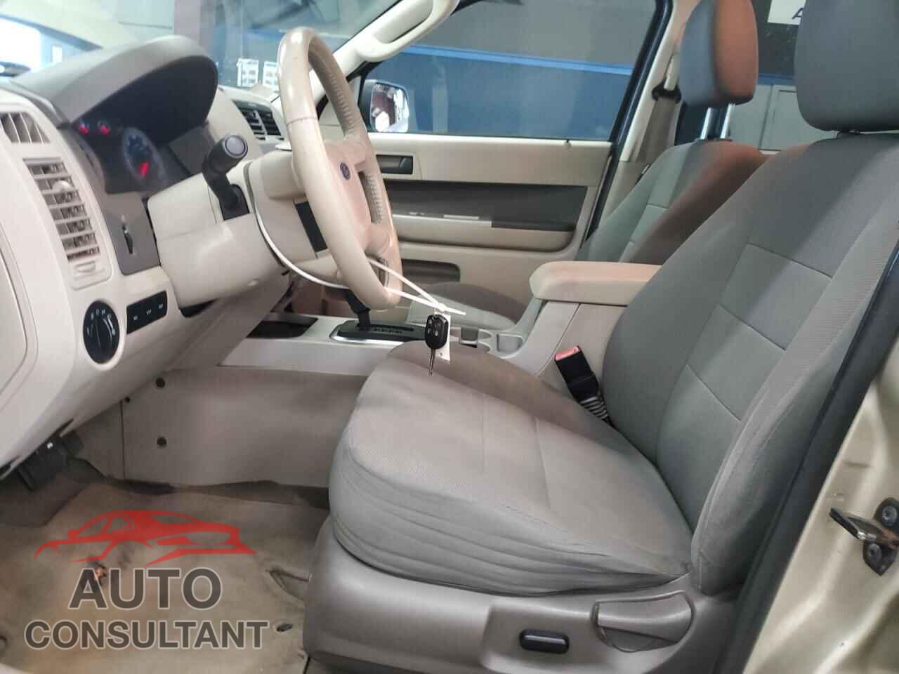 FORD ESCAPE 2010 - 1FMCU0DG8AKB07386