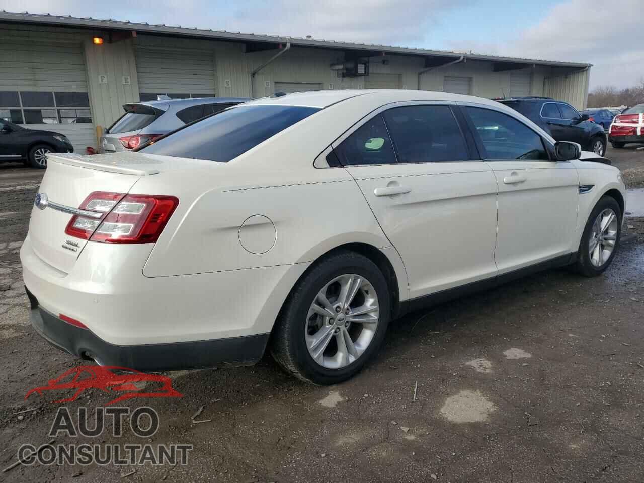 FORD TAURUS 2014 - 1FAHP2E85EG115061