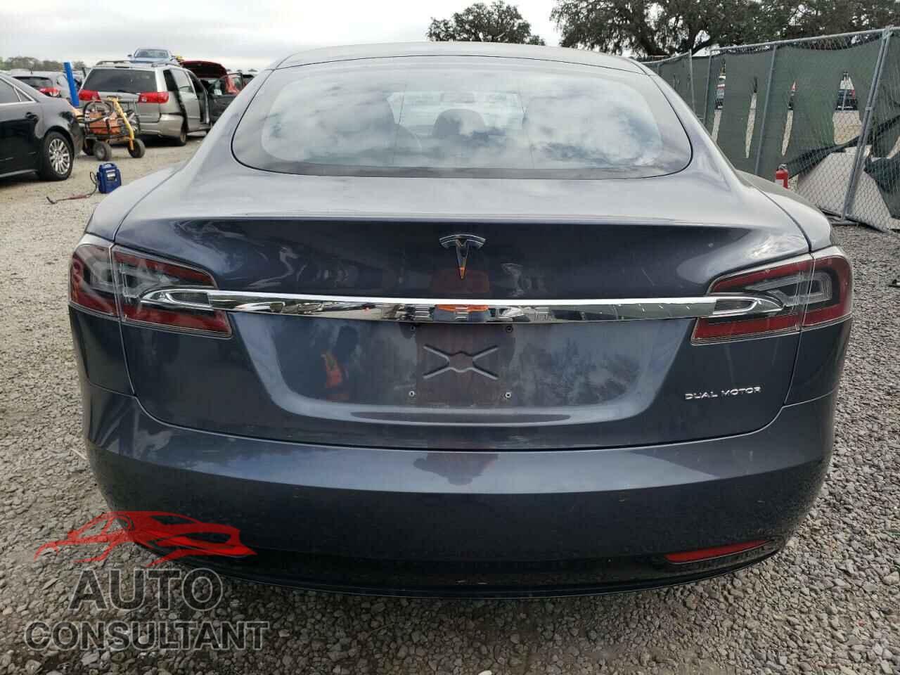 TESLA MODEL S 2020 - 5YJSA1E24LF399748