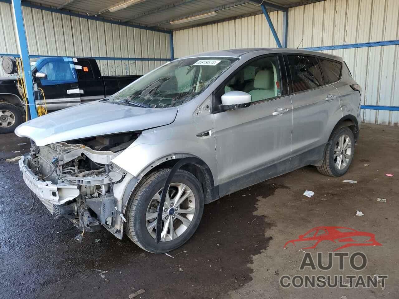 FORD ESCAPE 2017 - 1FMCU9G96HUE51508