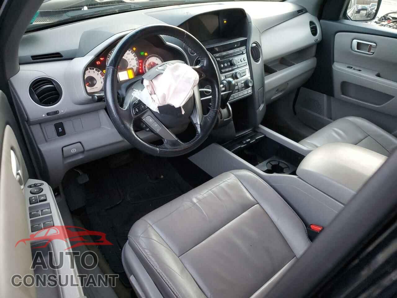 HONDA PILOT 2014 - 5FNYF4H51EB031887