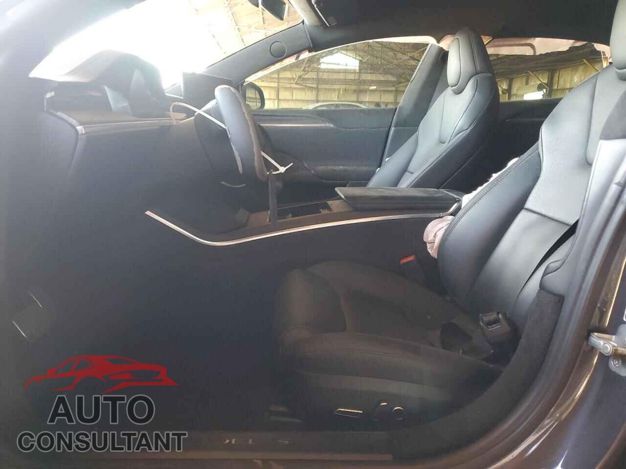 TESLA MODEL S 2023 - 5YJSA1E5XPF521321