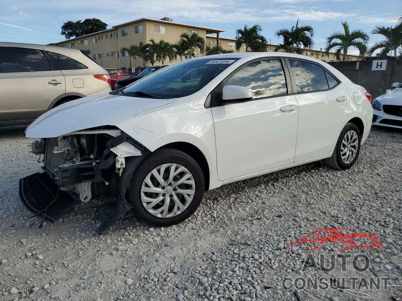 TOYOTA COROLLA 2019 - 5YFBURHE5KP947366