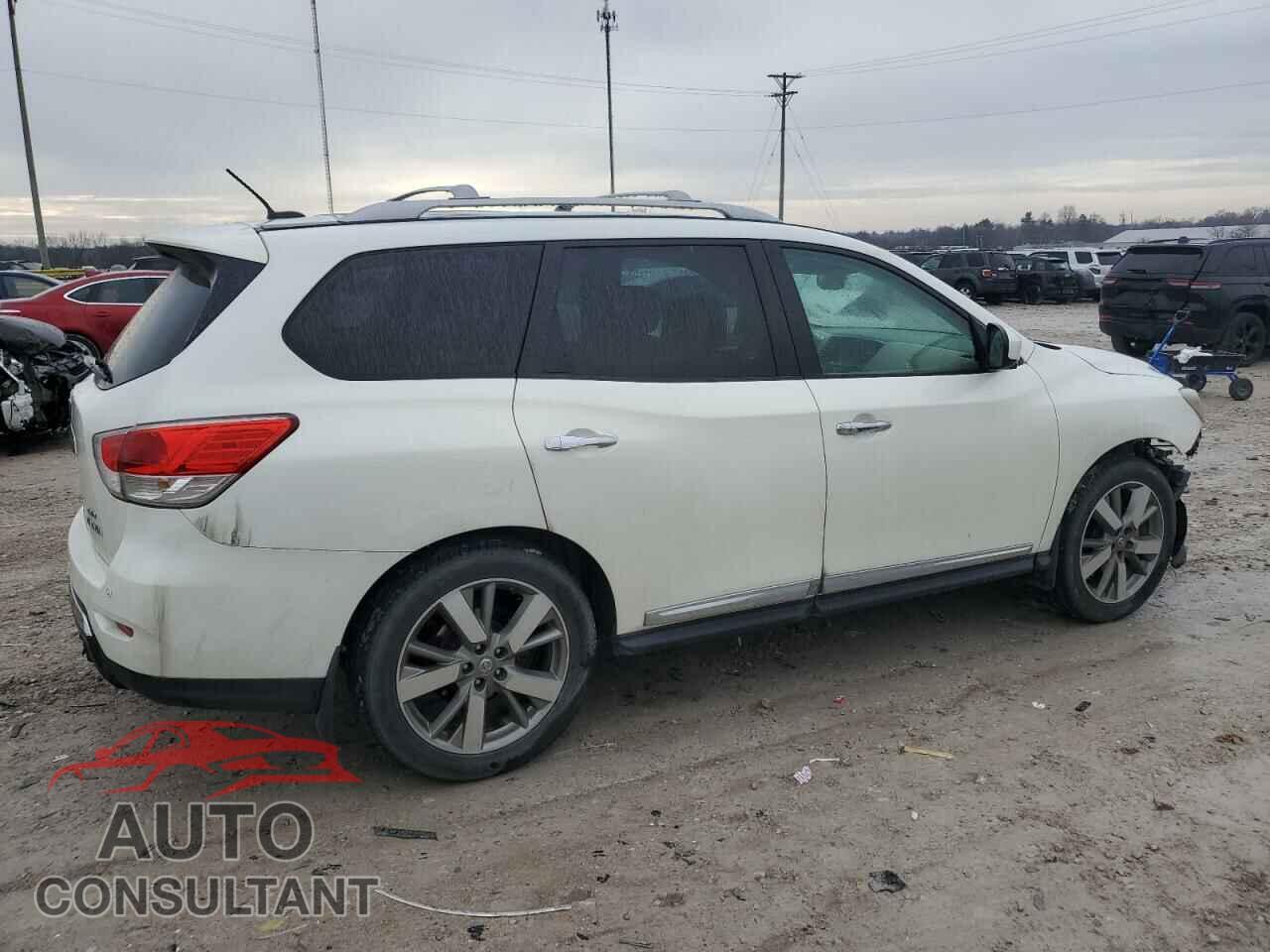 NISSAN PATHFINDER 2013 - 5N1AR2MM2DC688201