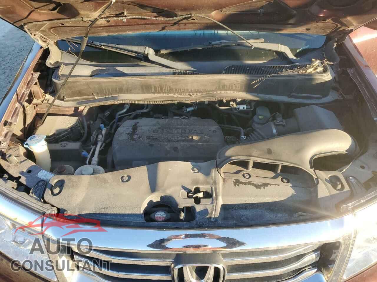 HONDA PILOT 2013 - 5FNYF3H22DB044565