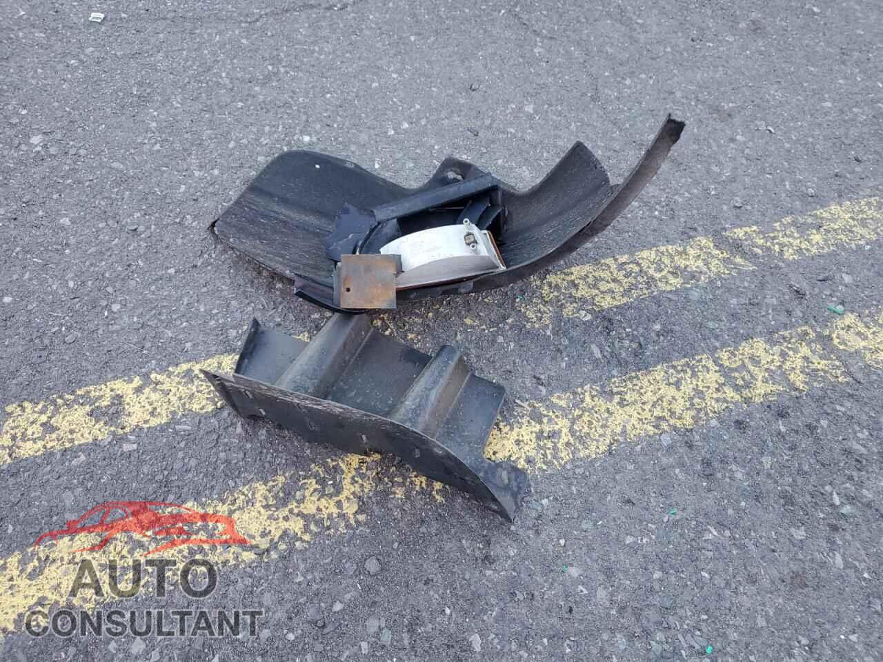 KIA SORENTO 2017 - 5XYPG4A32HG332425