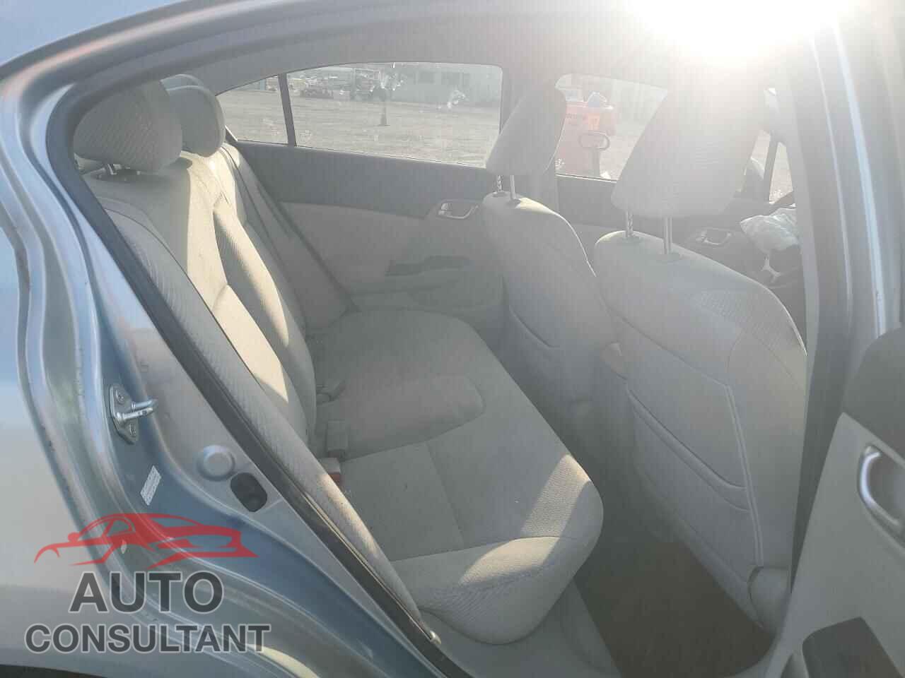 HONDA CIVIC 2012 - JHMFB4F23CS004961