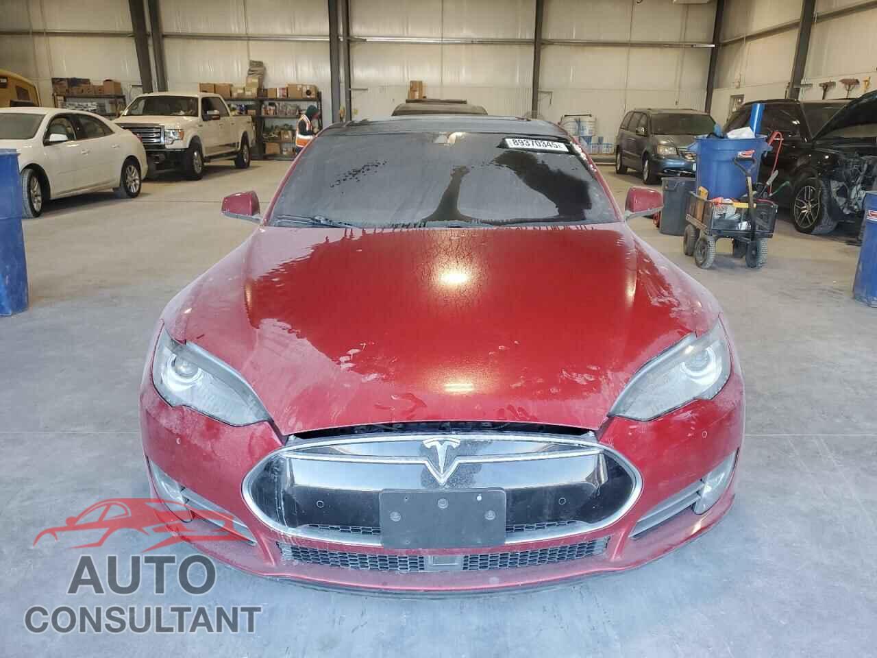 TESLA MODEL S 2015 - 5YJSA1E40FF114498