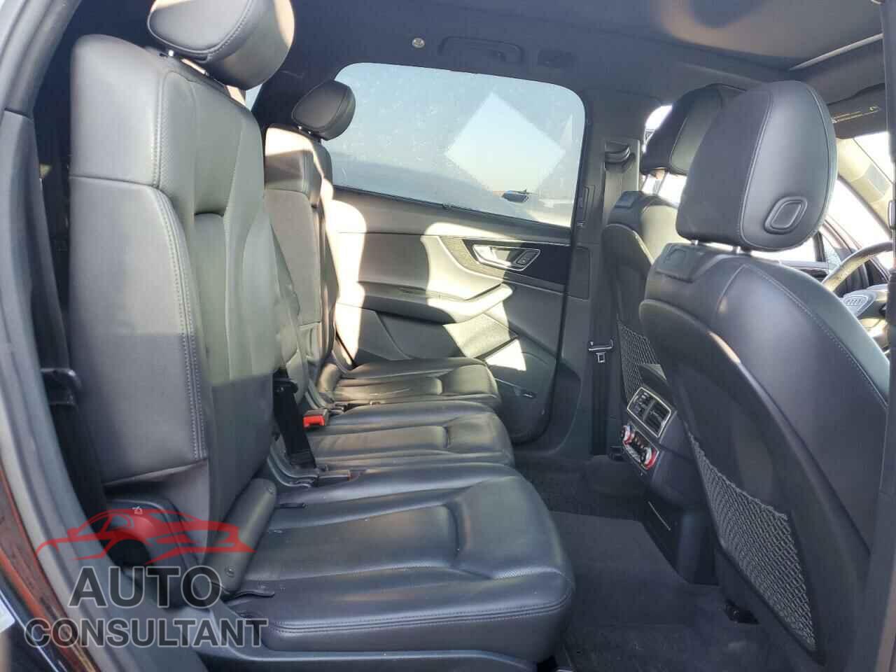 AUDI Q7 2017 - WA1VAAF75HD007764