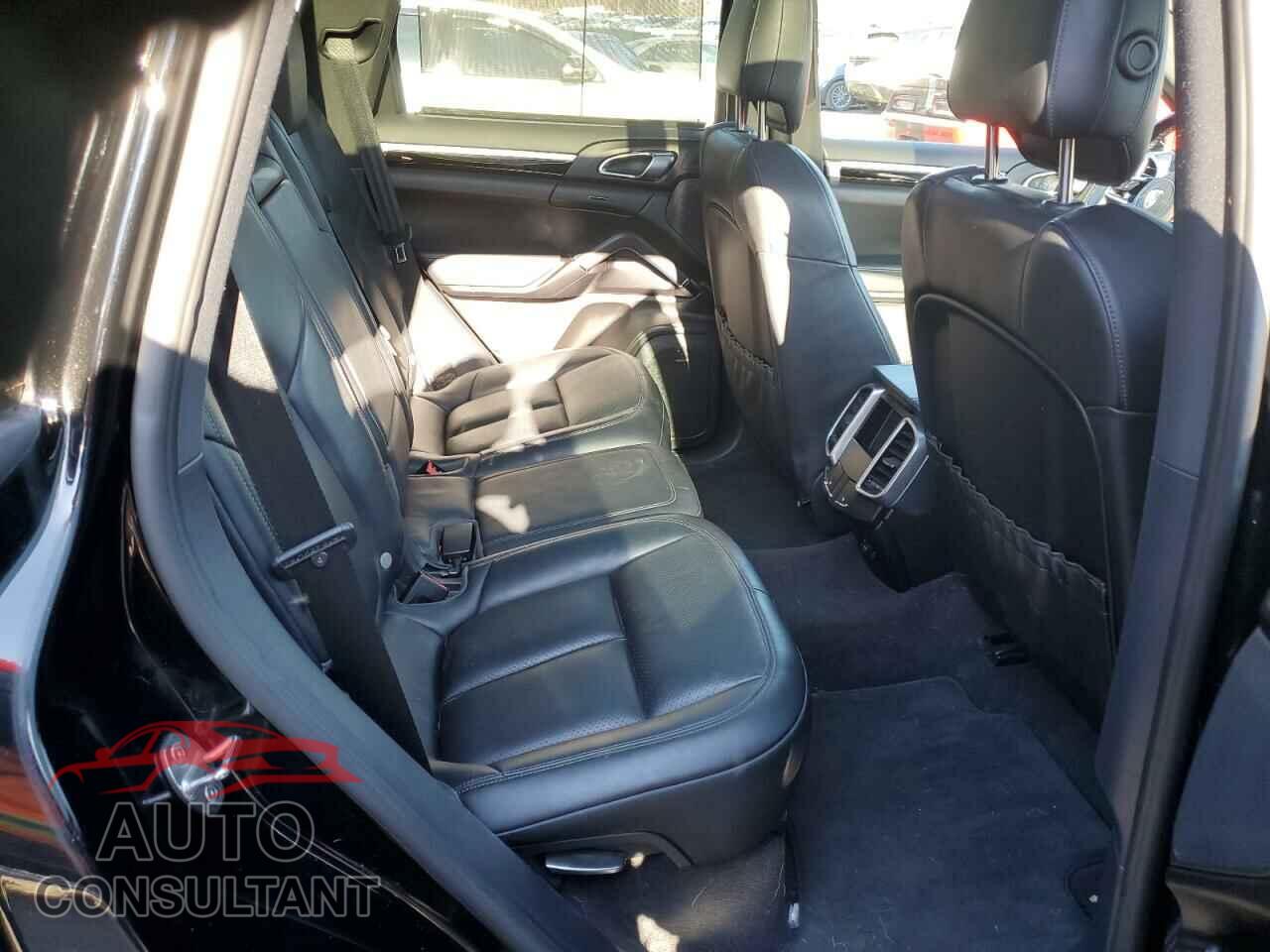 PORSCHE CAYENNE 2016 - WP1AB2A27GLA95285