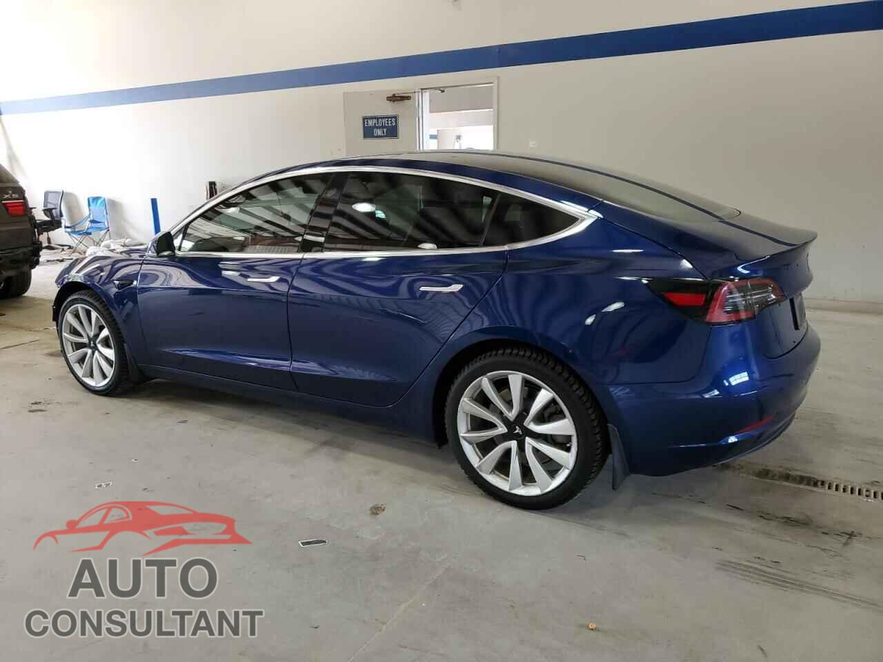 TESLA MODEL 3 2019 - 5YJ3E1EA9KF317754