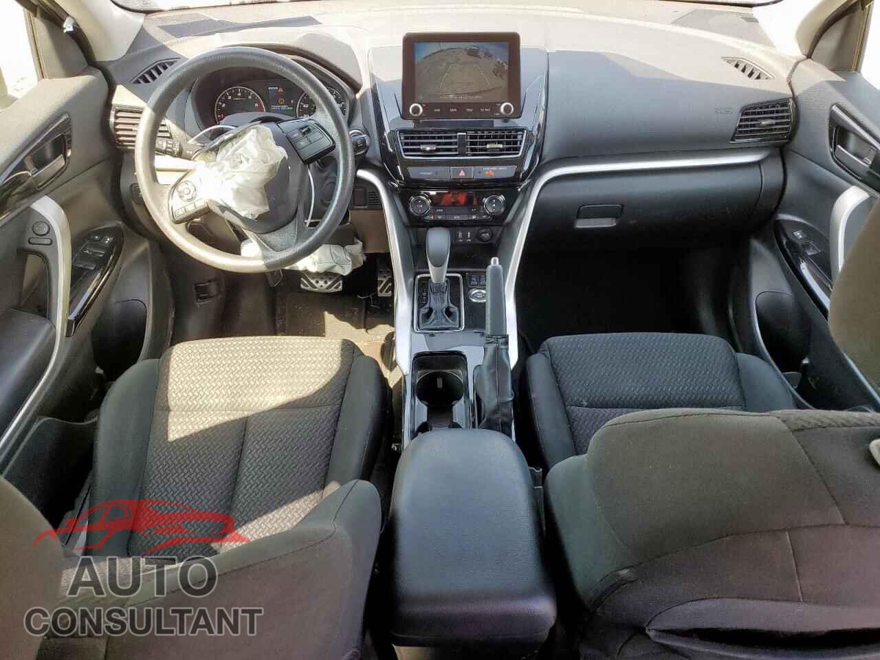 MITSUBISHI ECLIPSE 2024 - JA4ATVAA9RZ000386