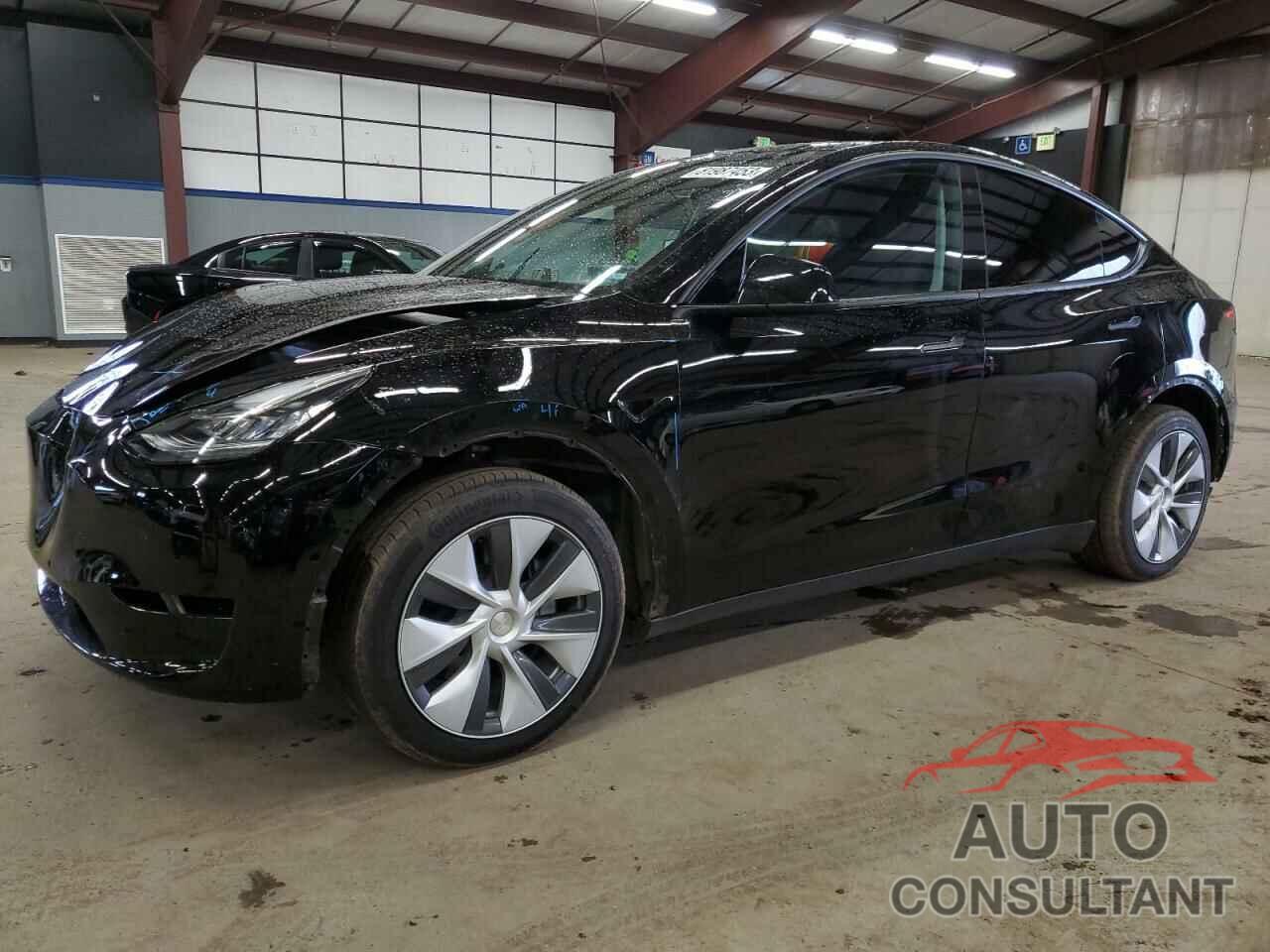 TESLA MODEL Y 2023 - 7SAYGDEE0PA024031